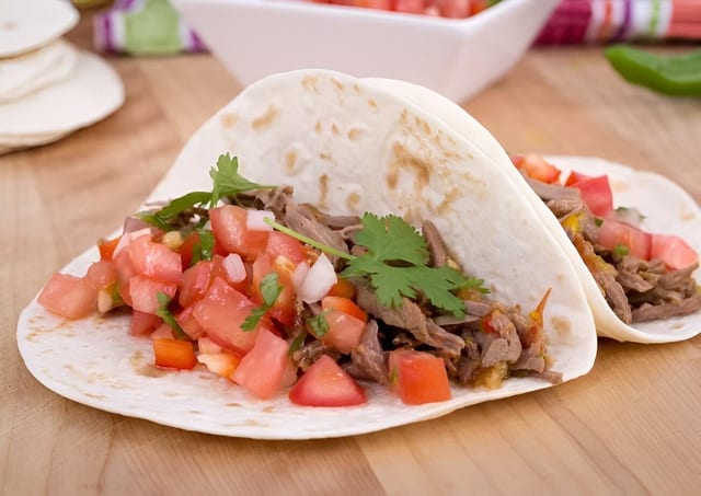 Chicken fajita taco.